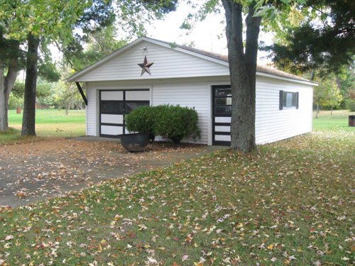 Property photo 6 - 3 Bedroom Ranch on 2 Wooded Acres